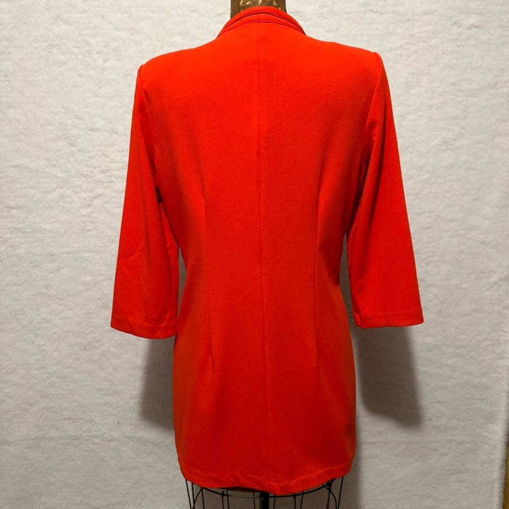 Red Tailored Blazer With Structured Collar - image 3